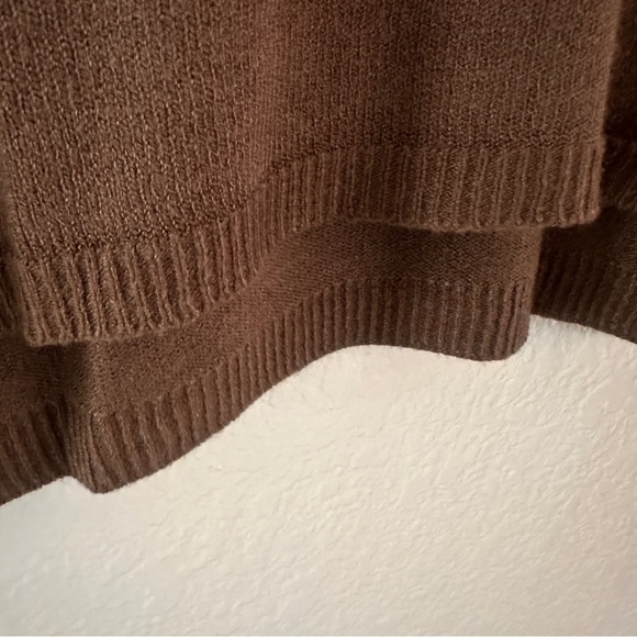 Brown Oversized Dolman Poncho Sweater One Size V-Neck High Low Hem Cozy Knit - Picture 4 of 6